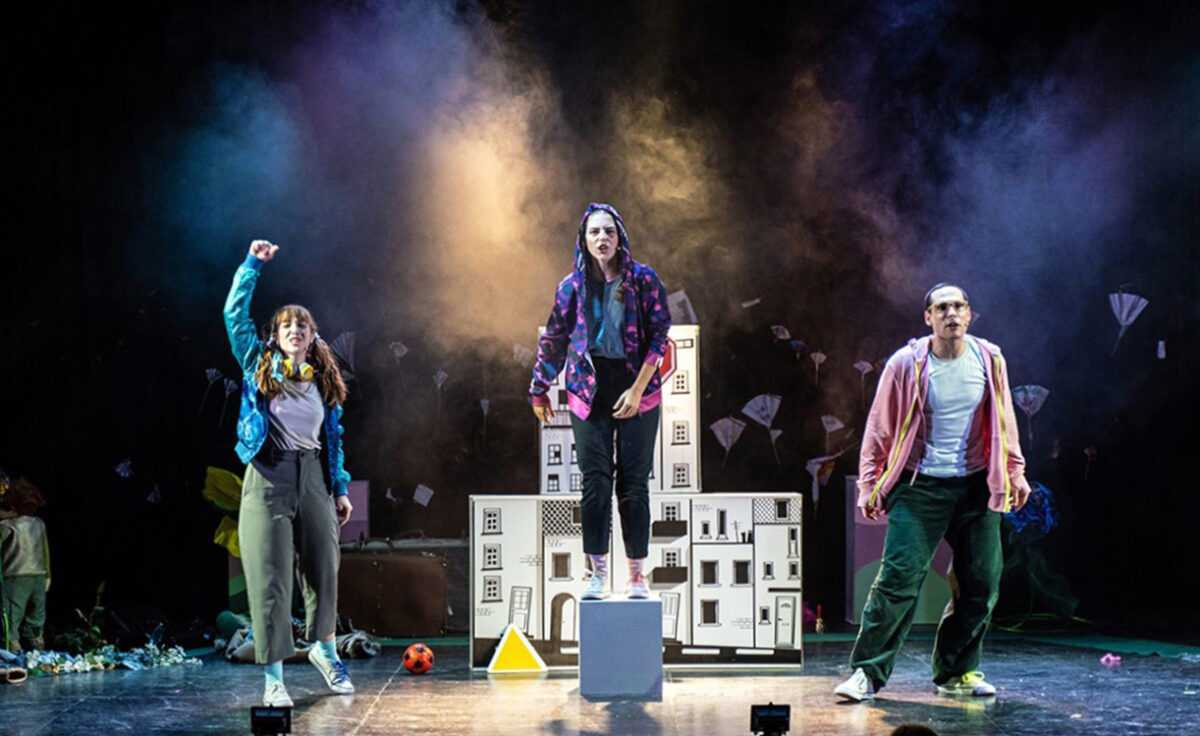 «Ο εγωιστής γίγαντας» του Oscar Wilde στο Αρχαίο Θέατρο Φιλίππων «Ο εγωιστής γίγαντας» του Oscar Wilde στο Αρχαίο Θέατρο Φιλίππων
