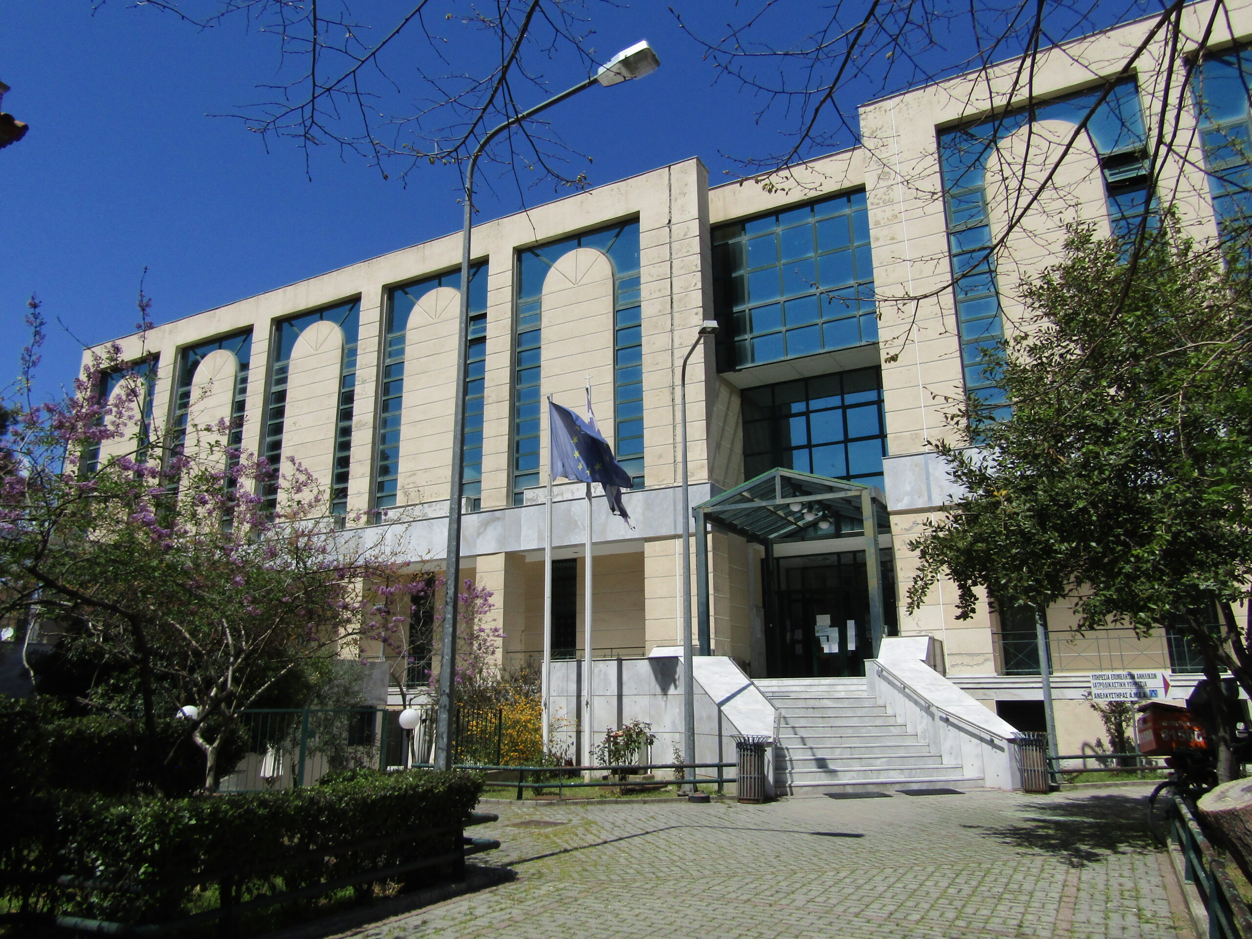 Κομοτηνή: Άνδρας φίλησε με τη βία ανήλικο κορίτσι- Δέχθηκε επίθεση από τον πατέρα της Κομοτηνή: Άνδρας φίλησε με τη βία ανήλικο κορίτσι- Δέχθηκε επίθεση από τον πατέρα της