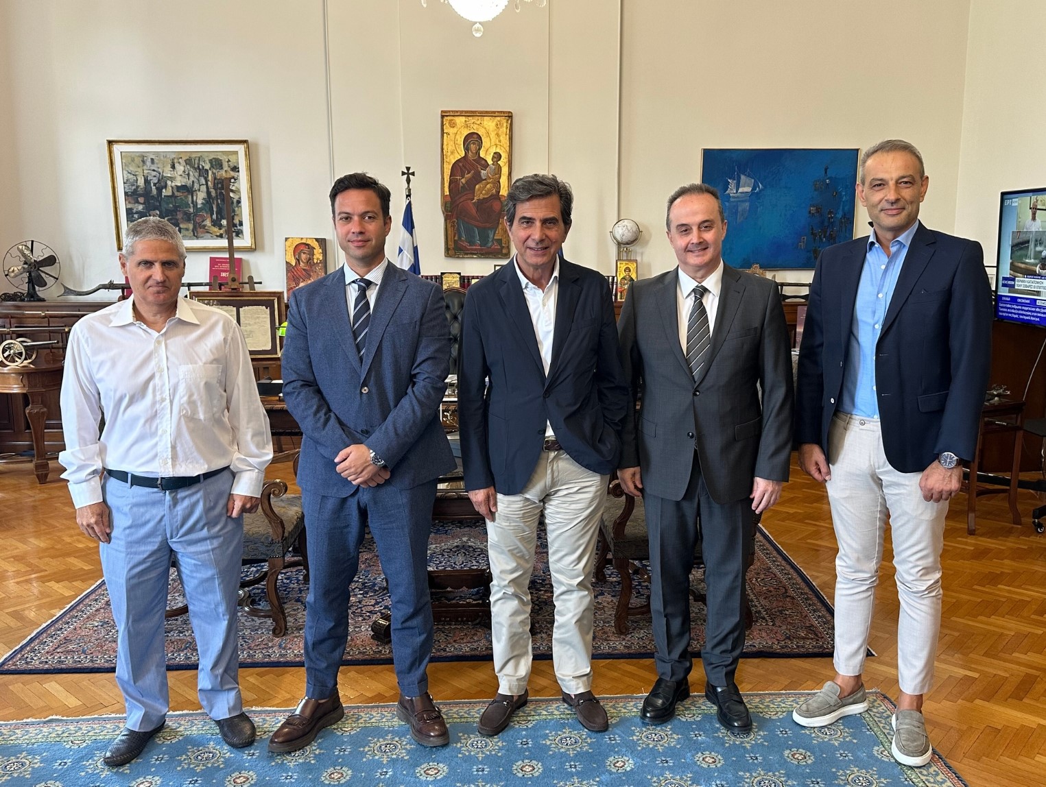 Συνάντηση εργασίας του ΥΜΑΘ με τον Πρόεδρο και μέλη του Δ.Σ. της Πανελλήνιας Ομοσπονδίας Ξενοδόχων Συνάντηση εργασίας του ΥΜΑΘ με τον Πρόεδρο και μέλη του Δ.Σ. της Πανελλήνιας Ομοσπονδίας Ξενοδόχων