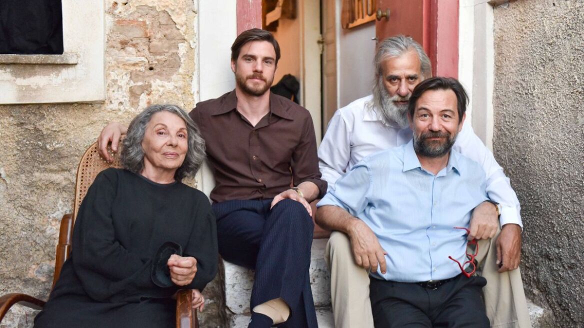 Πρεμιέρα κάνουν τρεις καθημερινές σειρές της ΕΡΤ1: «Η παραλία», «Ηλέκτρα» & «Αρχελάου 5» Πρεμιέρα κάνουν τρεις καθημερινές σειρές της ΕΡΤ1: «Η παραλία», «Ηλέκτρα» & «Αρχελάου 5»