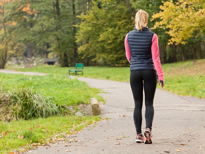 Ιαπωνικοί περίπατοι: Ποια είναι η νέα τεχνική για να διατηρούμε τη φόρμα και την ευεξία μας χωρίς προσπάθεια