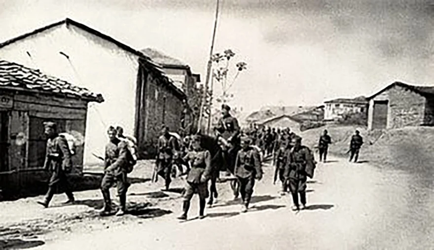 Η βουλγαρική κατοχή σε Ανατολική Μακεδονία και Θράκη (1941-1944) Η βουλγαρική κατοχή σε Ανατολική Μακεδονία και Θράκη (1941-1944)