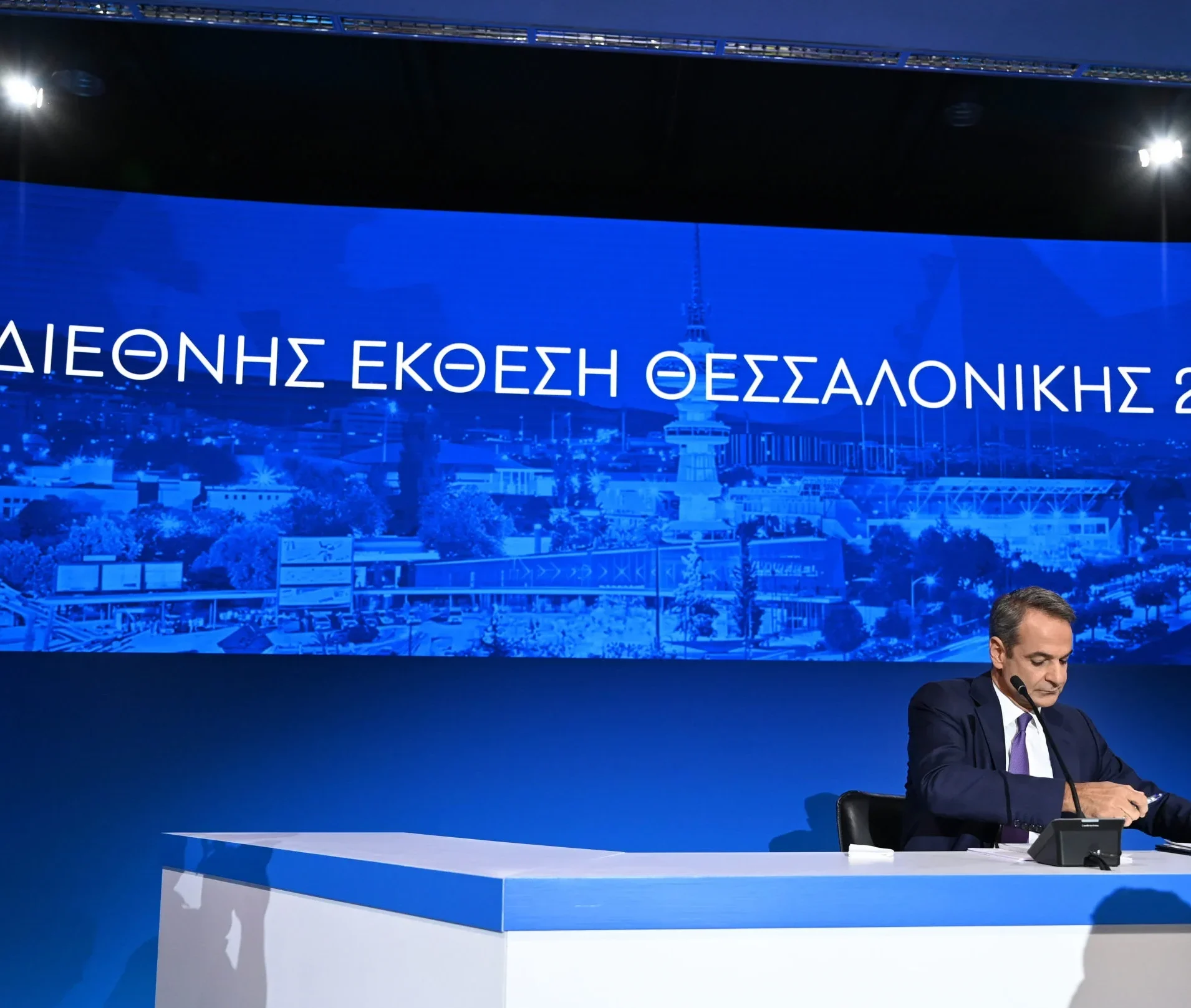 ΔΕΘ: Aλλαγές σε κατώτατο μισθό, συντάξεις, τεκμαρτό εισόδημα και ασφαλιστικές εισφορές ΔΕΘ: Aλλαγές σε κατώτατο μισθό, συντάξεις, τεκμαρτό εισόδημα και ασφαλιστικές εισφορές