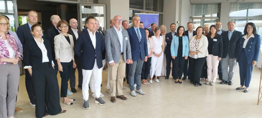 Συνάντηση για 24 Πρέσβεις χωρών της ΕΕ στην Αλεξανδρούπολη-Στον Έβρο και υπουργοί της κυβέρνησης Συνάντηση για 24 Πρέσβεις χωρών της ΕΕ στην Αλεξανδρούπολη-Στον Έβρο και υπουργοί της κυβέρνησης