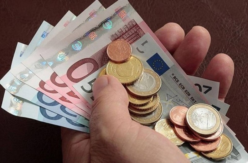 Πώς θα μοιραστεί το έκτακτο βοήθημα των Χριστουγέννων στους δικαιούχους ευάλωτους πολίτες Πώς θα μοιραστεί το έκτακτο βοήθημα των Χριστουγέννων στους δικαιούχους ευάλωτους πολίτες
