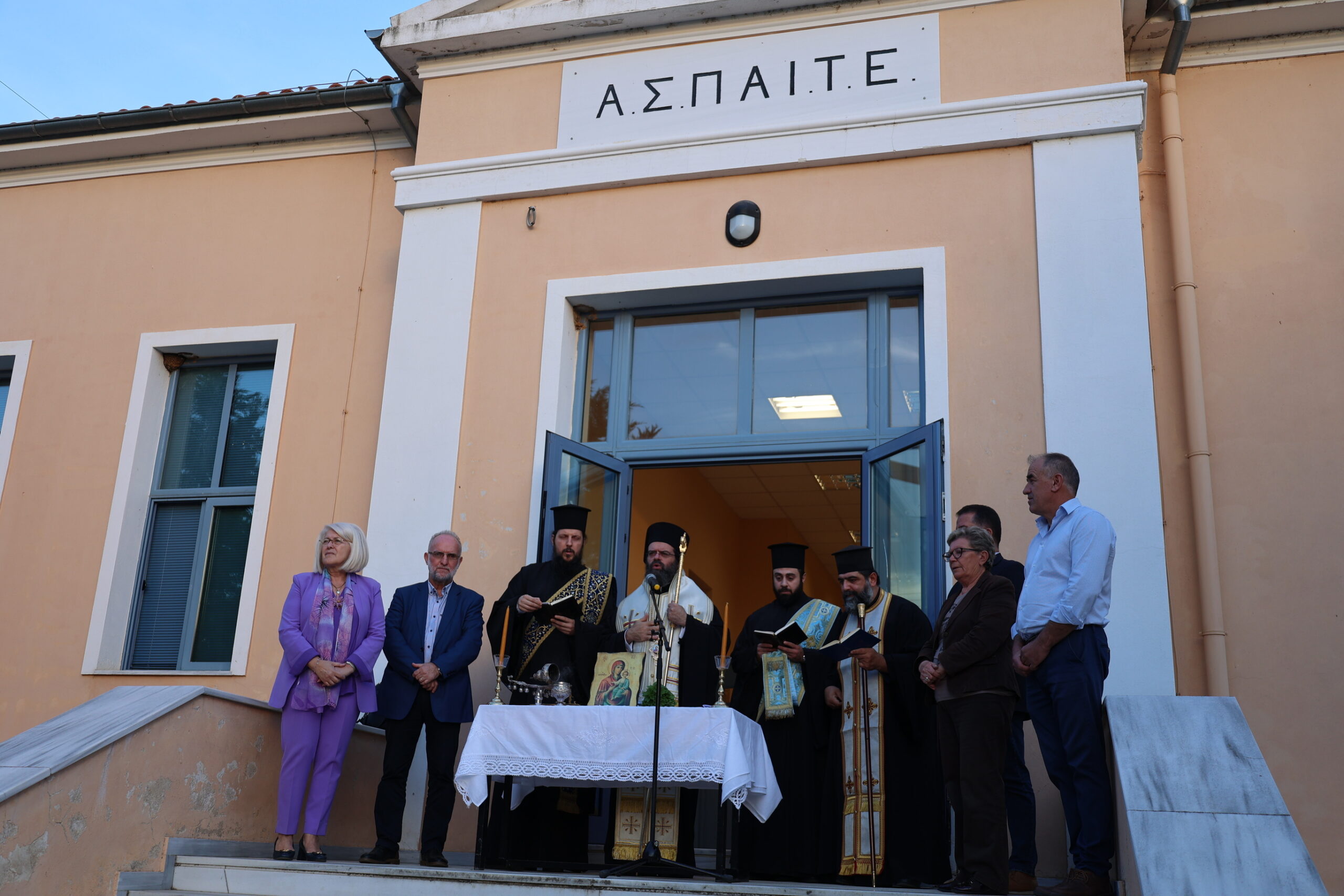 ΑΣΠΑΙΤΕ Σαπών: Το πρωί στην εργασία, το απόγευμα στα θρανία ΑΣΠΑΙΤΕ Σαπών: Το πρωί στην εργασία, το απόγευμα στα θρανία