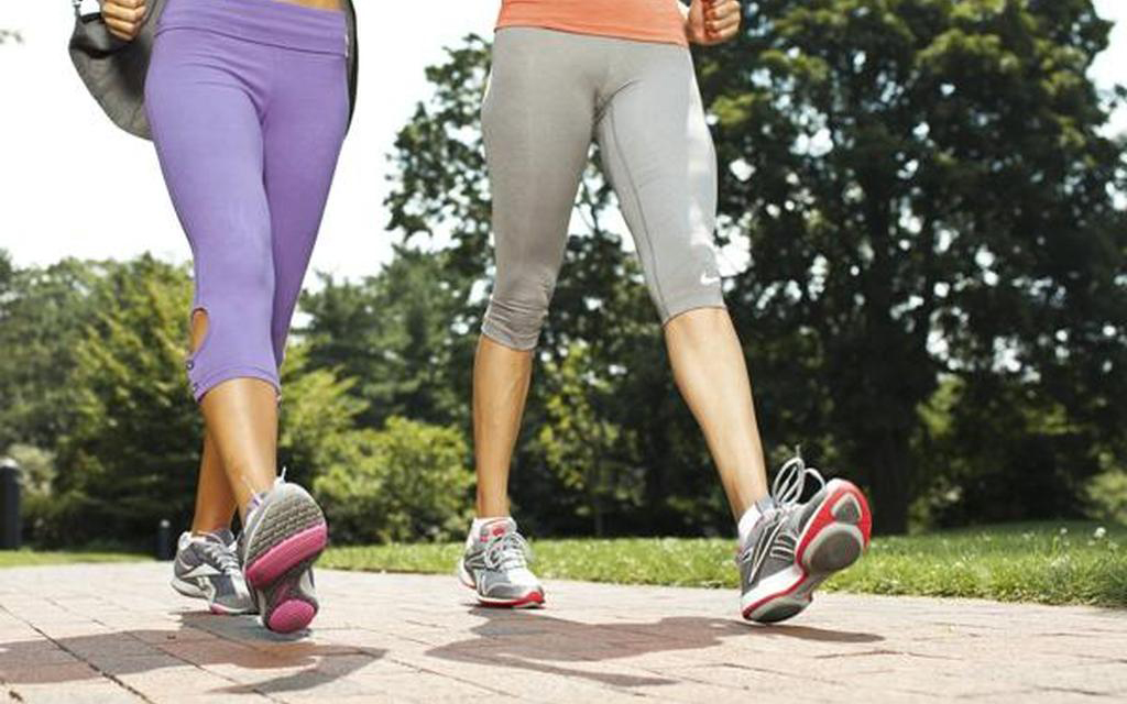 Πόσα βήματα πρέπει να κάνουμε την ημέρα ανάλογα με την ηλικία μας – Τι ισχύει για 40αρηδες και 60αρηδες Πόσα βήματα πρέπει να κάνουμε την ημέρα ανάλογα με την ηλικία μας – Τι ισχύει για 40αρηδες και 60αρηδες