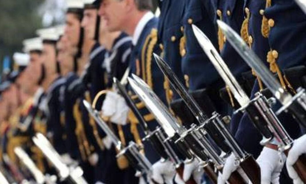 Ποια νέα κίνητρα πρόκειται ν’ ανακοινωθούν για την εισαγωγή και φοίτηση στις στρατιωτικές σχολές-Τι γίνεται με τις πανελλήνιες Ποια νέα κίνητρα πρόκειται ν’ ανακοινωθούν για την εισαγωγή και φοίτηση στις στρατιωτικές σχολές-Τι γίνεται με τις πανελλήνιες