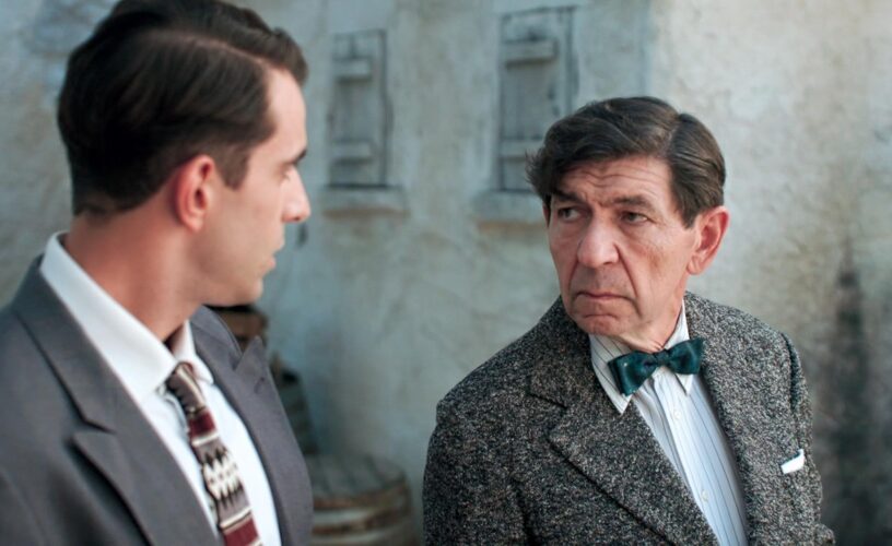 Grand Hotel: Χρόνης και Βαγγέλης ανακαλύπτουν πώς πέθανε ο Γαζής Grand Hotel: Χρόνης και Βαγγέλης ανακαλύπτουν πώς πέθανε ο Γαζής