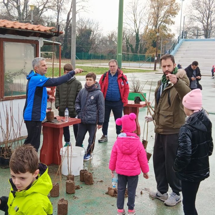Rodopi Runners: Στο Πανθρακικό Στάδιο από σήμερα αναπτύσσονται 350 νέα δέντρα! Rodopi Runners: Στο Πανθρακικό Στάδιο από σήμερα αναπτύσσονται 350 νέα δέντρα!