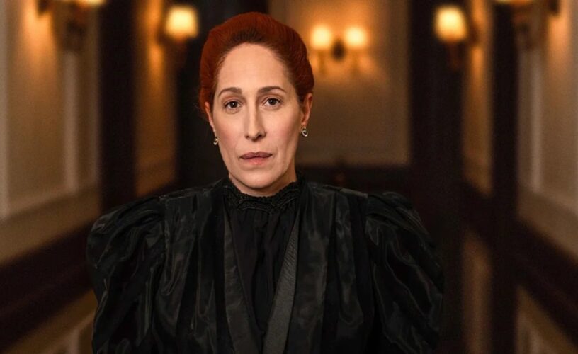 Grand Hotel: Η Αγγέλα κάνει την κηδεία του γιου της Grand Hotel: Η Αγγέλα κάνει την κηδεία του γιου της