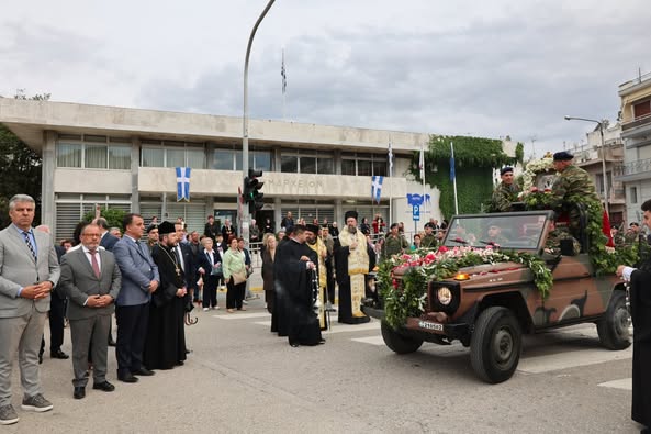 Με τιμές πραγματοποιήθηκε η υποδοχή και λιτάνευση της εικόνας της Παναγίας Φανερωμένης στην Κομοτηνή (φωτος) Με τιμές πραγματοποιήθηκε η υποδοχή και λιτάνευση της εικόνας της Παναγίας Φανερωμένης στην Κομοτηνή (φωτος)