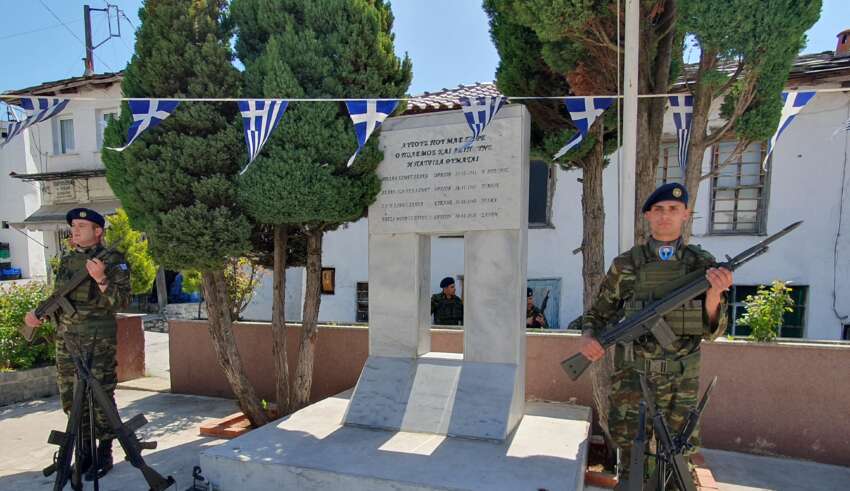 Το Δ’ Σώμα Στρατού τίμησε τους Έλληνες μουσουλμάνους στρατιώτες που σκοτώθηκαν στον Β’ ΠΠ Το Δ’ Σώμα Στρατού τίμησε τους Έλληνες μουσουλμάνους στρατιώτες που σκοτώθηκαν στον Β’ ΠΠ