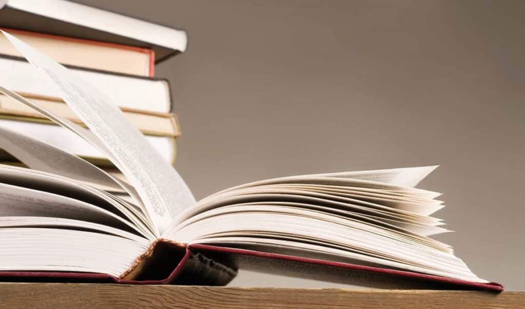 Κουπόνια από τον ΟΠΕΚΑ για αγορά βιβλίων σε 130.000 δικαιούχους Κουπόνια από τον ΟΠΕΚΑ για αγορά βιβλίων σε 130.000 δικαιούχους