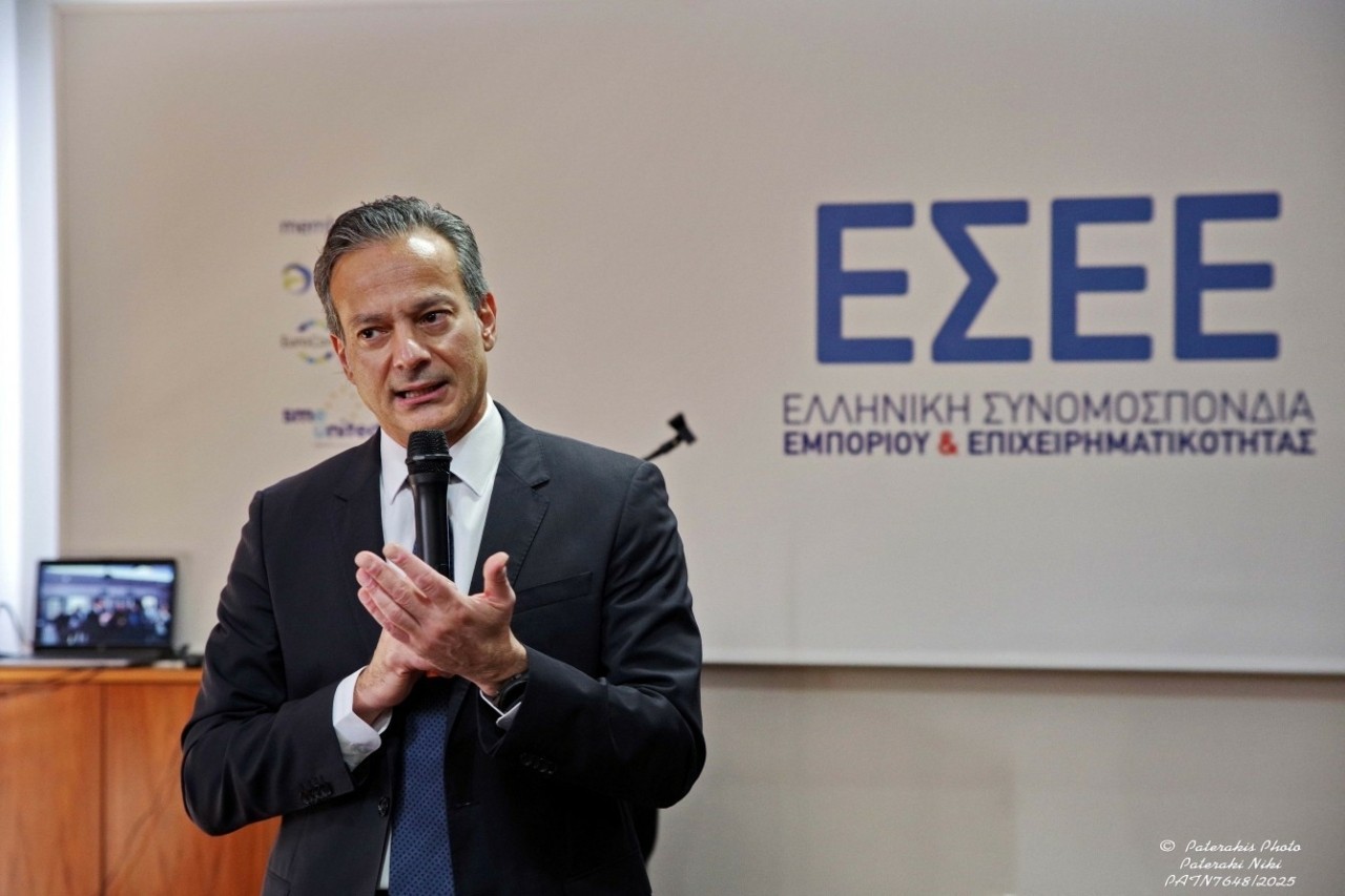 Καφούνης (ΕΣΕΕ): Πάνω από €200 εκατ. χάνει το ελληνικό εμπόριο από Ασιατικές ηλεκτρονικές πλατοφόρμες Καφούνης (ΕΣΕΕ): Πάνω από €200 εκατ. χάνει το ελληνικό εμπόριο από Ασιατικές ηλεκτρονικές πλατοφόρμες