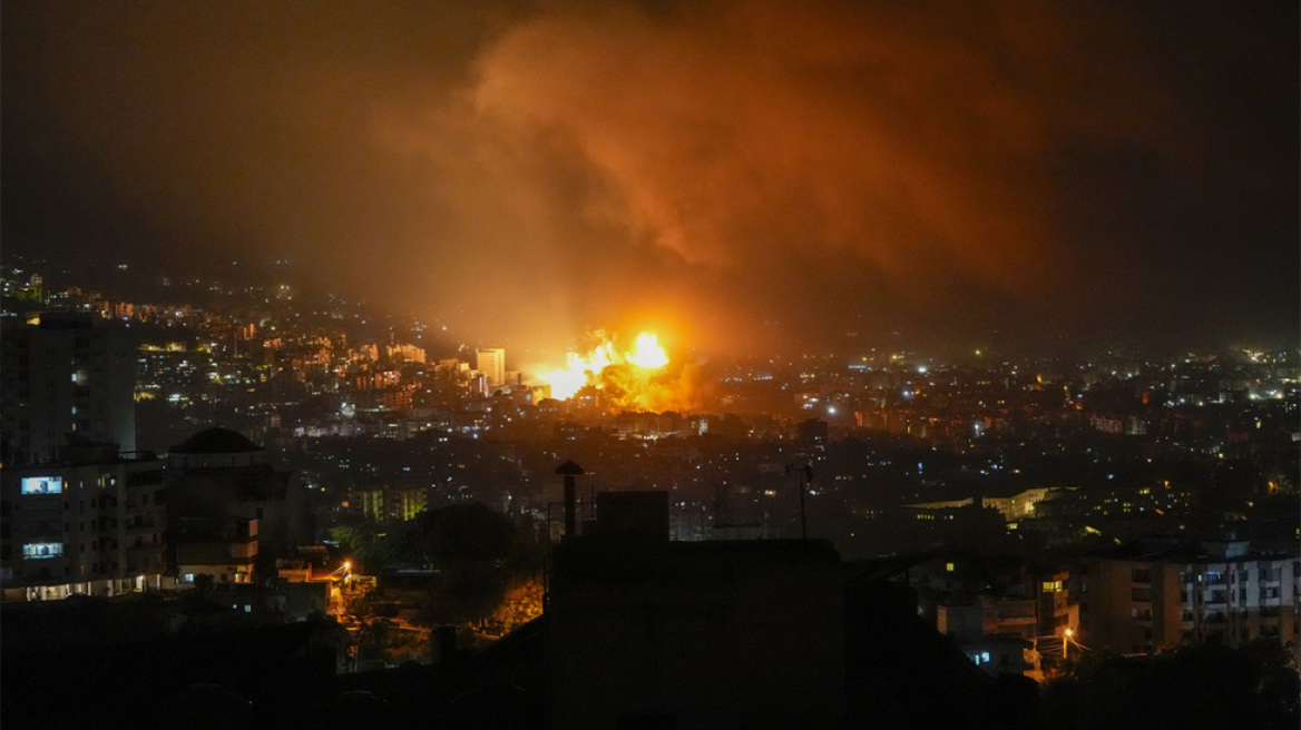 Εγκλωβισμένοι στο Ισραήλ Έλληνες τραγουδιστές ! Εγκλωβισμένοι στο Ισραήλ Έλληνες τραγουδιστές !