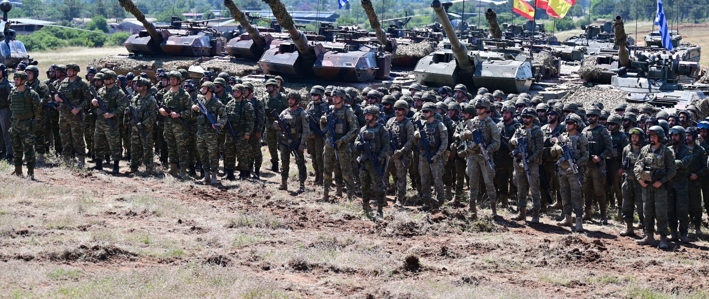 Έρχονται αυξήσεις στους μισθούς των ενστόλων -Αναλυτικά τα ποσά Έρχονται αυξήσεις στους μισθούς των ενστόλων -Αναλυτικά τα ποσά