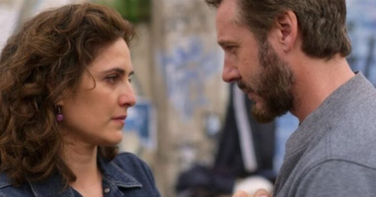 «The Heart Knows»: Η νέα συγκινητική ταινία του Netflix που αγγίζει και τις πιο ανθρώπινες χορδές (trailer) «The Heart Knows»: Η νέα συγκινητική ταινία του Netflix που αγγίζει και τις πιο ανθρώπινες χορδές (trailer)