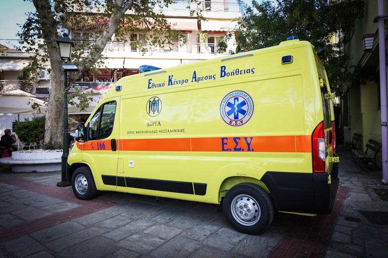 Σοβαρό τροχαίο με 27χρονο οδηγό που εξετράπη της πορείας του
