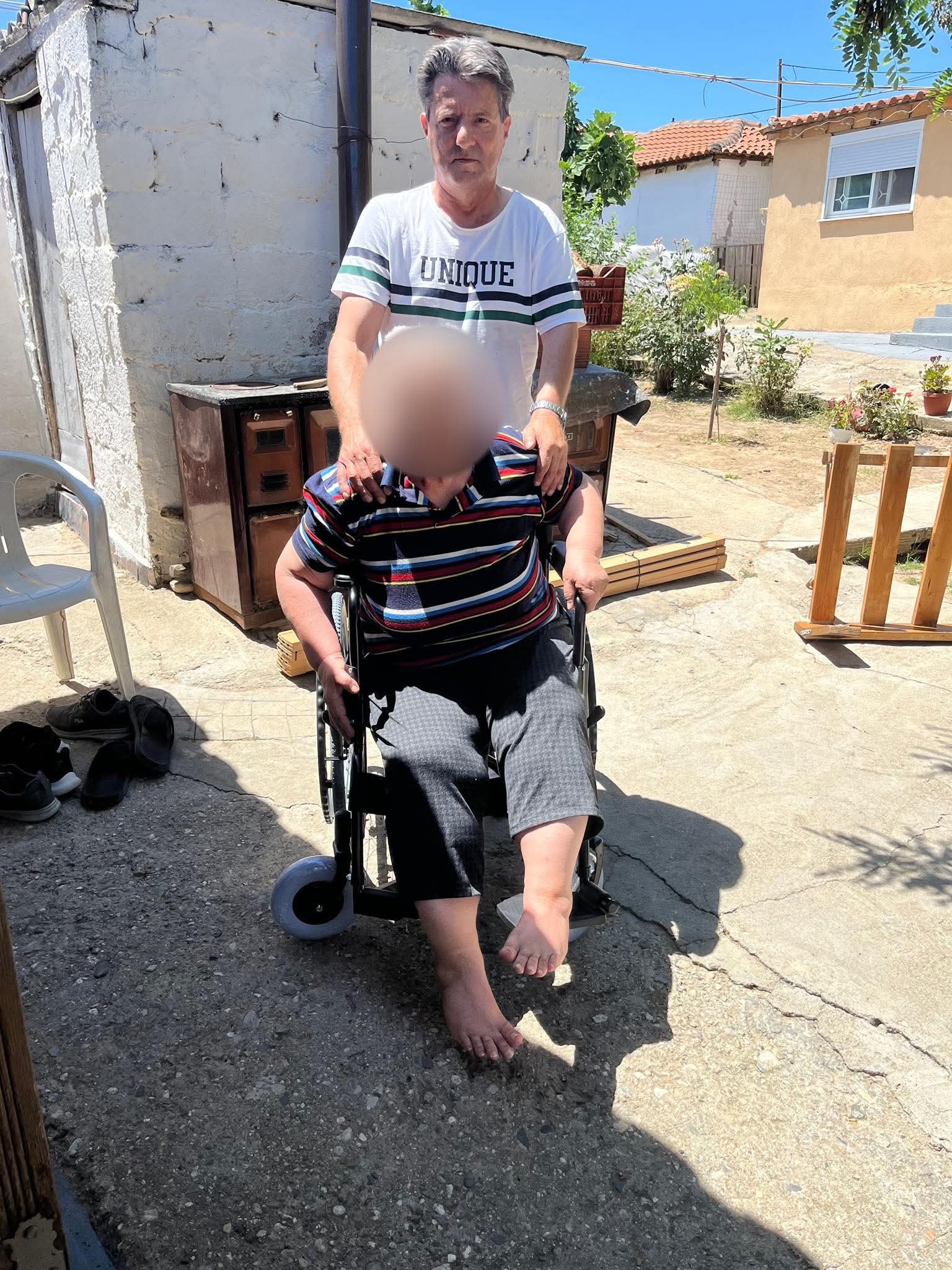Συνεχίζει το κοινωνικό της έργο η ΔΕΜΠ Κομοτηνής με προσφορά ηλεκτρικού κρεβατιού και αναπηρικού αμαξιδίου σε ασθενείς συμπολίτες μας Συνεχίζει το κοινωνικό της έργο η ΔΕΜΠ Κομοτηνής με προσφορά ηλεκτρικού κρεβατιού και αναπηρικού αμαξιδίου σε ασθενείς συμπολίτες μας