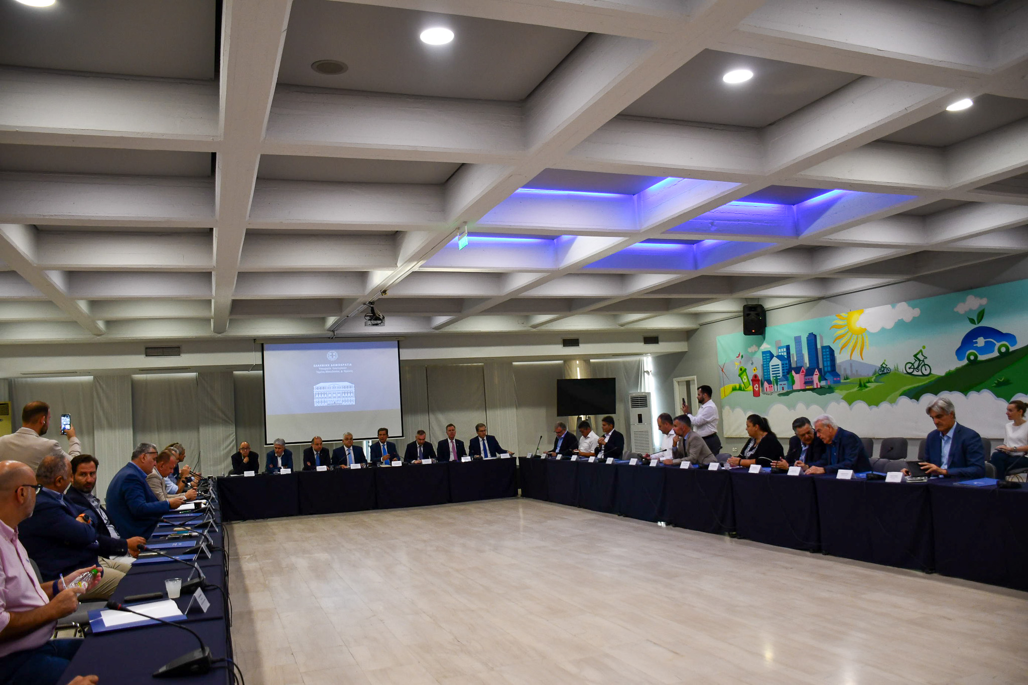 Διευρυμένες συσκέψεις με τα Επιμελητήρια   Μακεδονίας και  Θράκης συγκάλεσε ο ΥΜΑΘ Κ. Γκιουλέκας- Ισχυρό μήνυμα από το ΕΒΕΡοδόπης και τον πρόεδρό του Νίκο Αγγελίδη