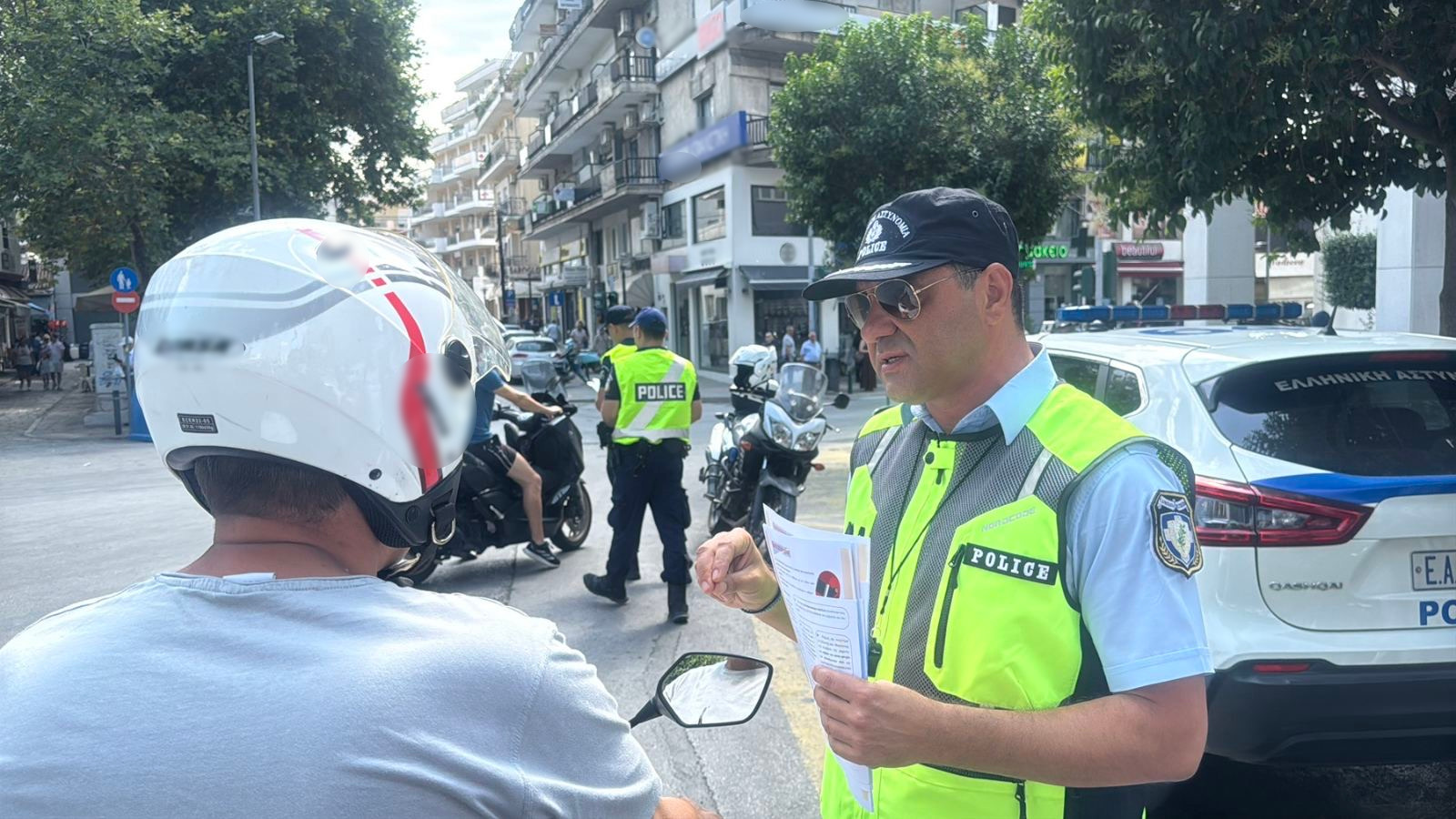 Απολογισμός Δράσεων Υπηρεσιών Γενικής Περιφερειακής Αστυνομικής Διεύθυνσης ΑΜΘ στο πλαίσιο της Εκστρατείας «Μηδενικής ανοχής στη μη χρήση κράνους» Απολογισμός Δράσεων Υπηρεσιών Γενικής Περιφερειακής Αστυνομικής Διεύθυνσης ΑΜΘ στο πλαίσιο της Εκστρατείας «Μηδενικής ανοχής στη μη χρήση κράνους»
