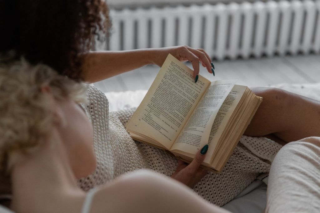 Έξι λεπτά αρκούν: η καλοκαιρινή συνήθεια που «ρίχνει» το στρες και την κορτιζόλη, λέει ψυχολόγος.
