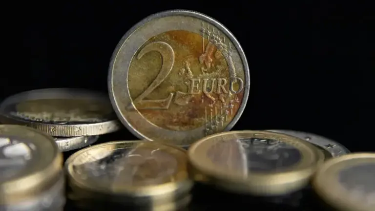 Επίδομα 100 ευρώ: Πλησιάζει η ώρα της καταβολής στους δικαιούχους Επίδομα 100 ευρώ: Πλησιάζει η ώρα της καταβολής στους δικαιούχους