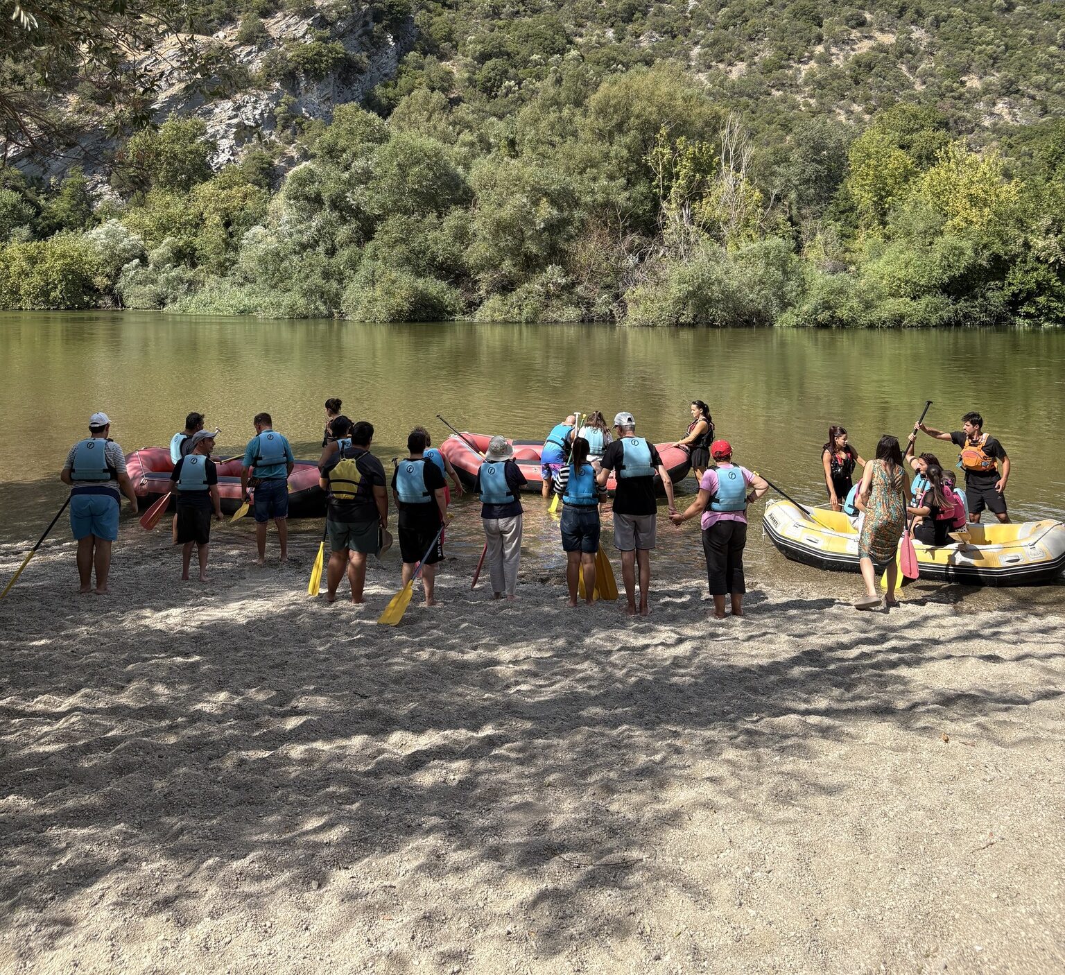 Στο Νέστο για rafting και τοξοβολία οι ωφελούμενοι του Συλλόγου Μέριμνας Ατόμων με Αναπηρίες Ν. Ροδόπης “αξ’ιΖΩ” Στο Νέστο για rafting και τοξοβολία οι ωφελούμενοι του Συλλόγου Μέριμνας Ατόμων με Αναπηρίες Ν. Ροδόπης “αξ’ιΖΩ”