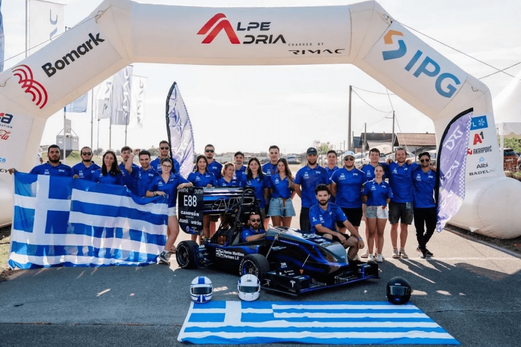Πρωτιά για τη Democritus Racing Team από τη Ξάνθη στον διαγωνισμό Formula IHU Πρωτιά για τη Democritus Racing Team από τη Ξάνθη στον διαγωνισμό Formula IHU