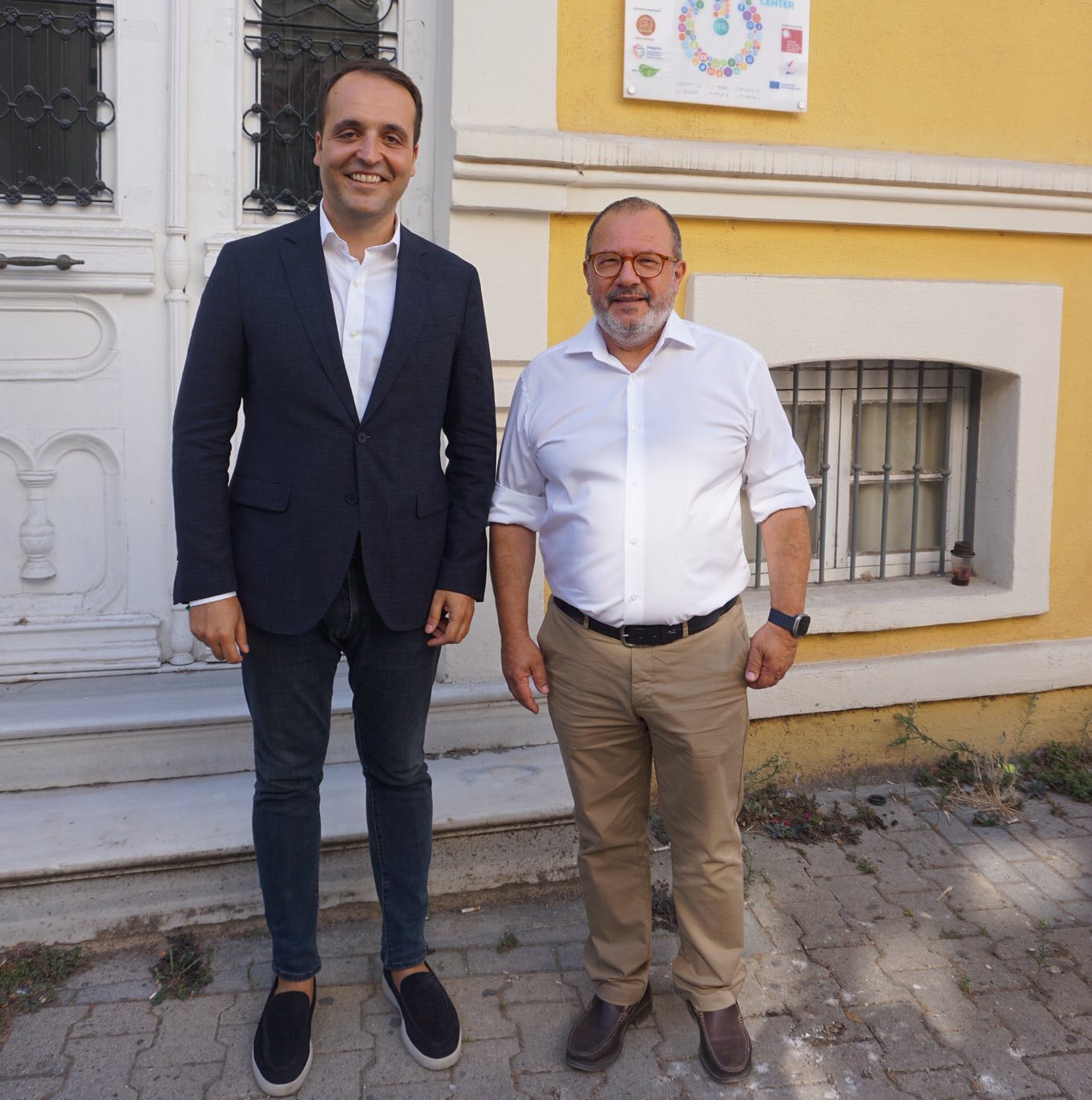 Στο Κέντρο Νεολαίας & Εθελοντισμού Exagono του Δήμου Κομοτηνής δέχτηκε τον υφυπουργού Ψηφιακής Διακυβέρνησης ο δήμαρχος Κομοτηνής (φωτος) Στο Κέντρο Νεολαίας & Εθελοντισμού Exagono του Δήμου Κομοτηνής δέχτηκε τον υφυπουργού Ψηφιακής Διακυβέρνησης ο δήμαρχος Κομοτηνής (φωτος)