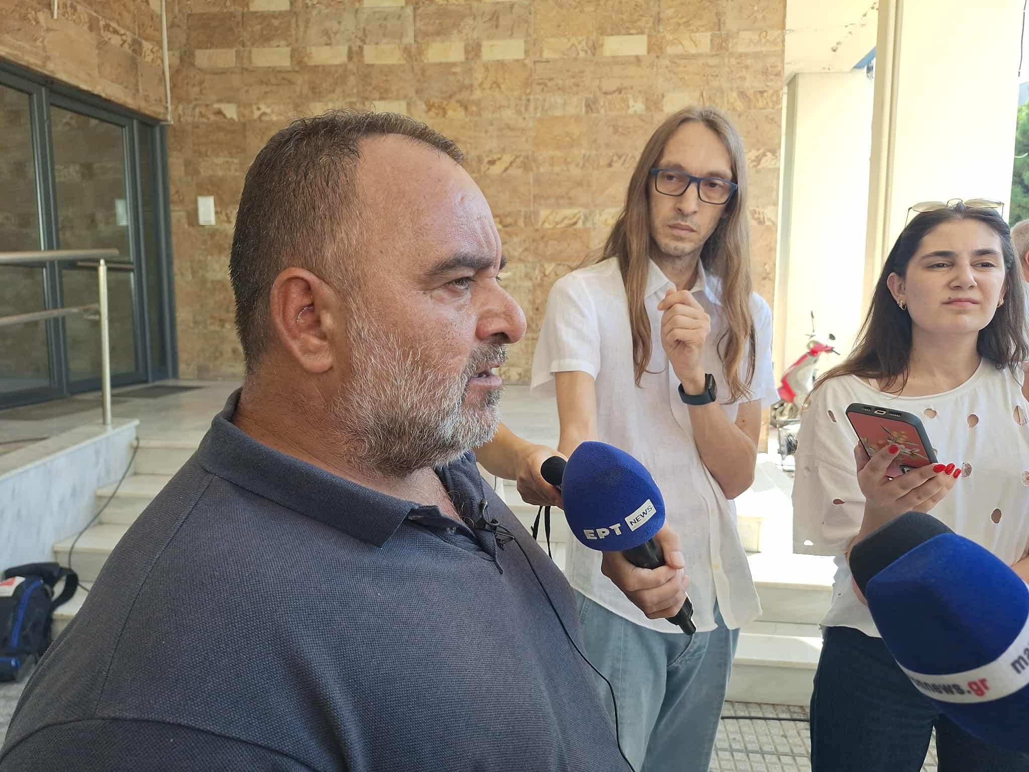 Τις αποζημιώσεις τους διεκδίκησαν οι Κτηνοτρόφοι της ΠΑΜΘ, με μεγάλη συγκέντρωση διαμαρτυρίας στην Κομοτηνή (video)