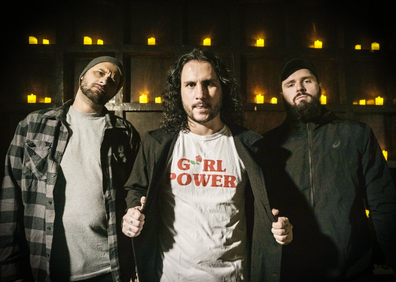 Οι Mad Sneaks κυκλοφορούν το νέο single “Dirty Blood”: Ένα ωμό και ακατέργαστο ποίημα αυθεντικότητας Οι Mad Sneaks κυκλοφορούν το νέο single “Dirty Blood”: Ένα ωμό και ακατέργαστο ποίημα αυθεντικότητας