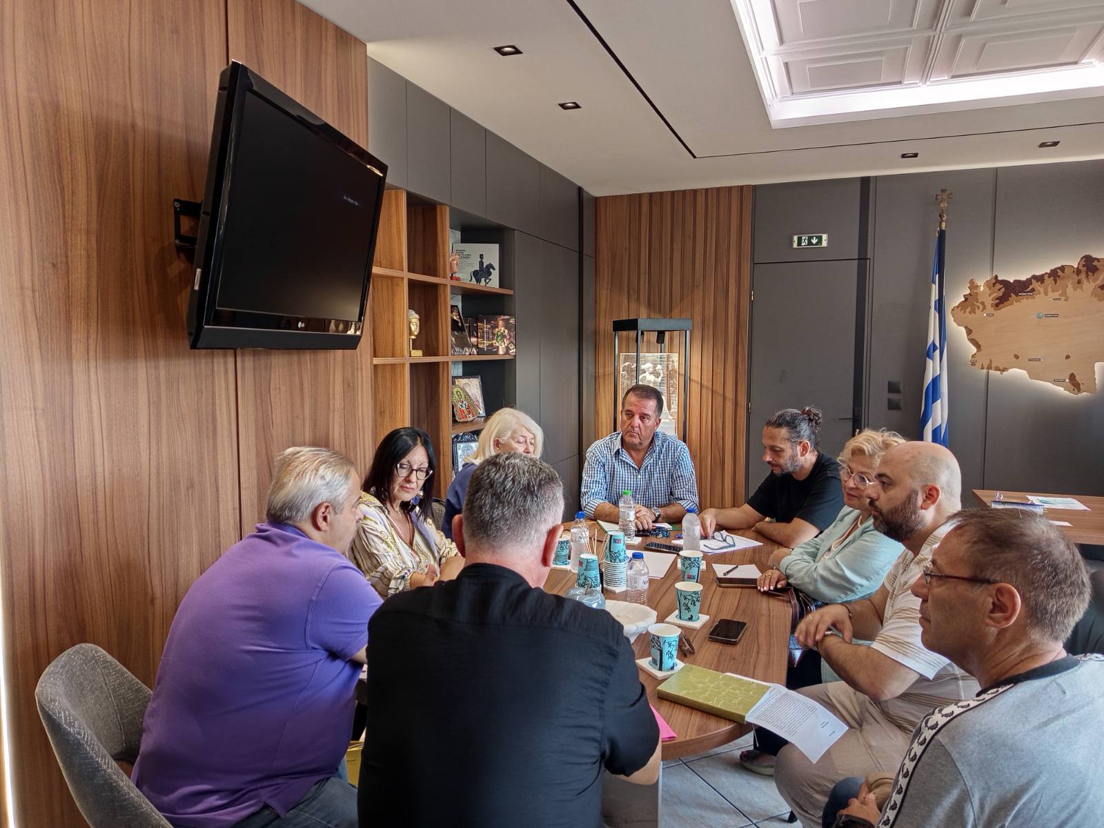 Σύσκεψη αντιπεριφερειάρχη ΠΕ Ροδόπης, Μανόλη Ταπατζά, για τη μεταφορά μαθητών ενόψει της έναρξης της νέας σχολικής χρονιάς Σύσκεψη αντιπεριφερειάρχη ΠΕ Ροδόπης, Μανόλη Ταπατζά, για τη μεταφορά μαθητών ενόψει της έναρξης της νέας σχολικής χρονιάς
