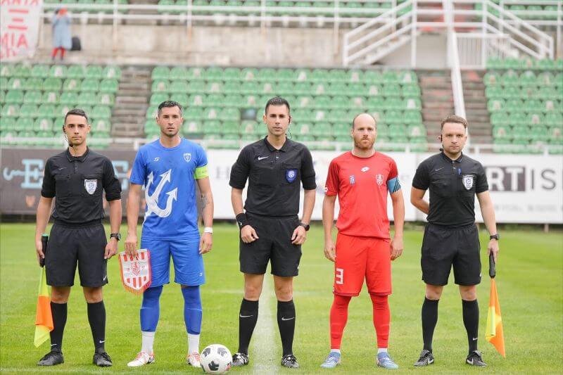 Επεισοδιακό φινάλε στον αγώνα Ξάνθης με Ποσειδώνα Ν. Μηχανιώνας- Οπαδοί μπήκαν στη φυσούνα πετώντας μπουκάλια και νερά.. Επεισοδιακό φινάλε στον αγώνα Ξάνθης με Ποσειδώνα Ν. Μηχανιώνας- Οπαδοί μπήκαν στη φυσούνα πετώντας μπουκάλια και νερά..