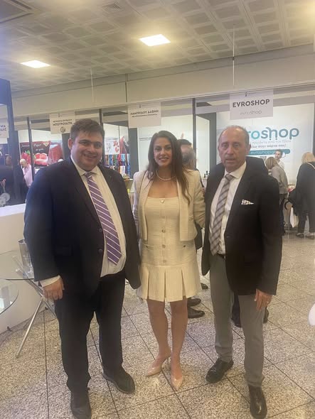 To Εμπορικό και Βιομηχανικό Επιμελητήριο Ροδόπης στα εγκαίνια της Έκθεσης Αγροδιατροφικών Προϊόντων ΑΜΘ στο Σύνταγμα To Εμπορικό και Βιομηχανικό Επιμελητήριο Ροδόπης στα εγκαίνια της Έκθεσης Αγροδιατροφικών Προϊόντων ΑΜΘ στο Σύνταγμα