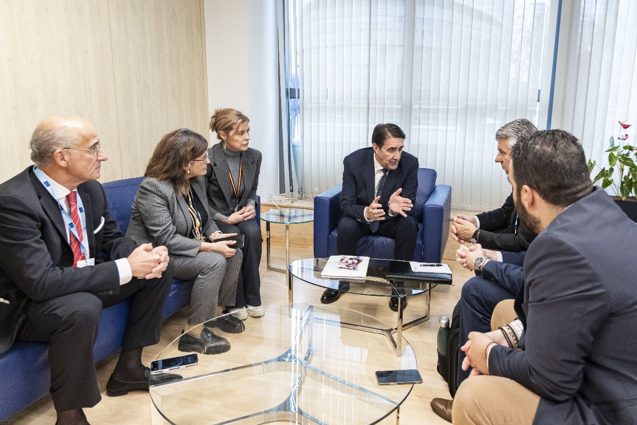 Συναντήσεις υψηλού επιπέδου του Περιφερειάρχη Χριστόδουλου Τοψίδη στις Βρυξέλλες, στο πλαίσιο της 23ης Ευρωπαϊκής Εβδομάδας Περιφερειών και Πόλεων Συναντήσεις υψηλού επιπέδου του Περιφερειάρχη Χριστόδουλου Τοψίδη στις Βρυξέλλες, στο πλαίσιο της 23ης Ευρωπαϊκής Εβδομάδας Περιφερειών και Πόλεων