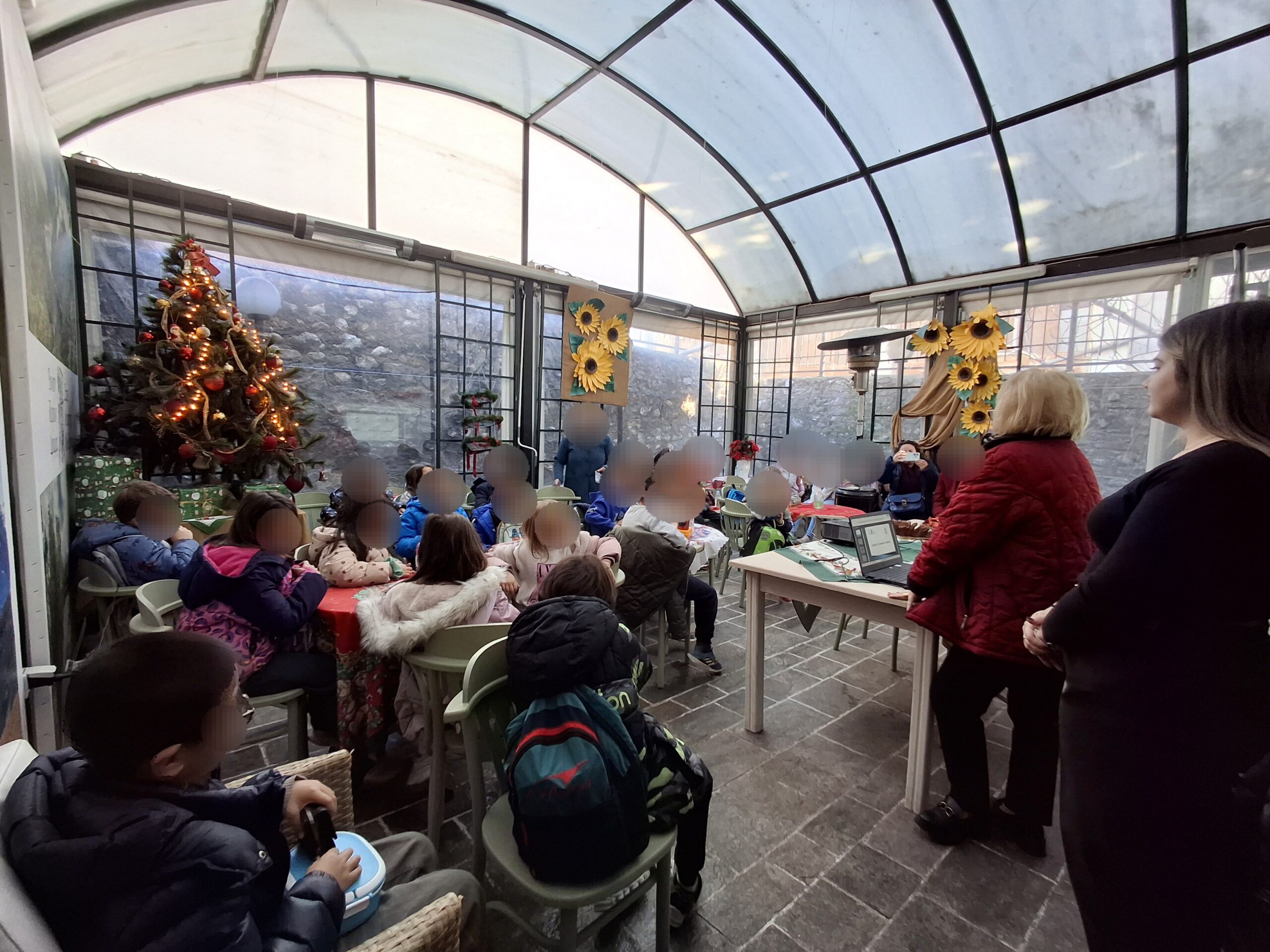 Ένωση Κυριών Δράμας-Σ.Α.Φ.: «Τα παιδιά στολίζουν το δέντρο της ΤΤ Δράμας»- Δράση για την συγκέντρωση τροφίμων Ένωση Κυριών Δράμας-Σ.Α.Φ.: «Τα παιδιά στολίζουν το δέντρο της ΤΤ Δράμας»- Δράση για την συγκέντρωση τροφίμων