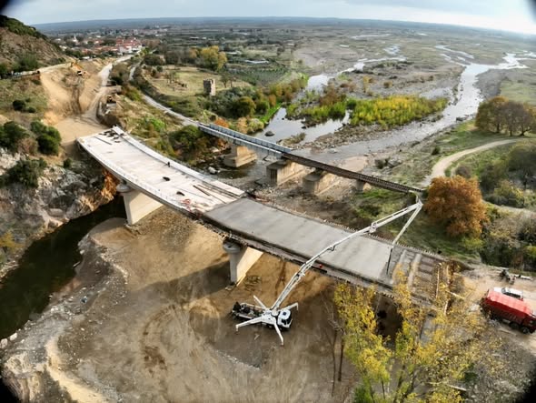 Πλησιάζει η ολοκλήρωση της Γέφυρας του Κομψάτου από την ΠΑΜΘ