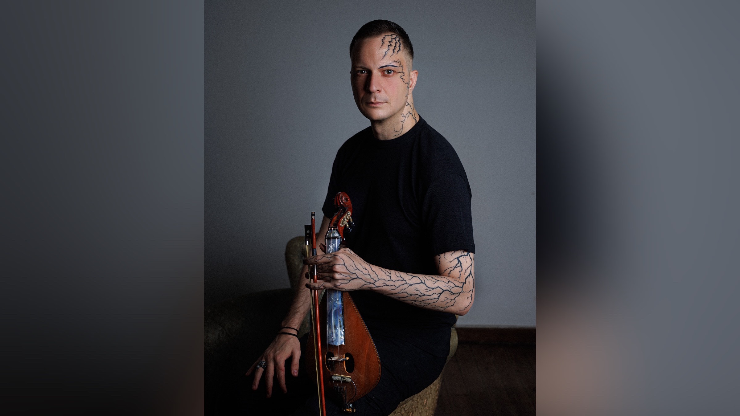 Το Φαινόμενο της Λύρας επιστρέφει – «Λαβύρινθος τα μάτια σου» ξεσηκώνει το κοινό Το Φαινόμενο της Λύρας επιστρέφει – «Λαβύρινθος τα μάτια σου» ξεσηκώνει το κοινό