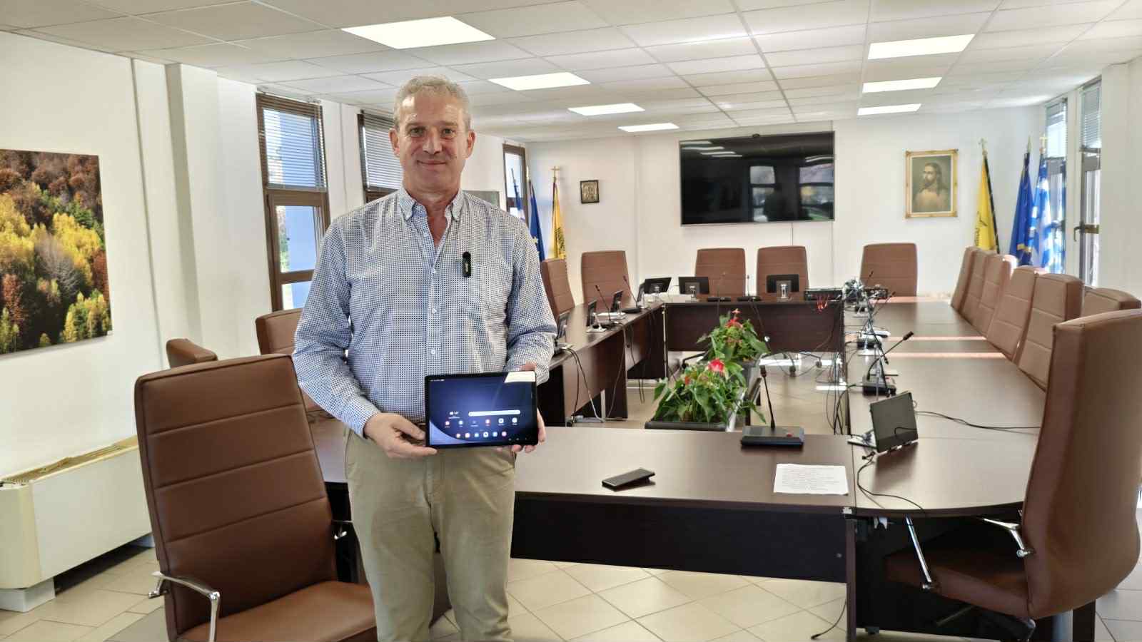 Δωρεάν μαθήματα για την χρήση έξυπνων συσκευών σε άτομα της Τρίτης Ηλικίας