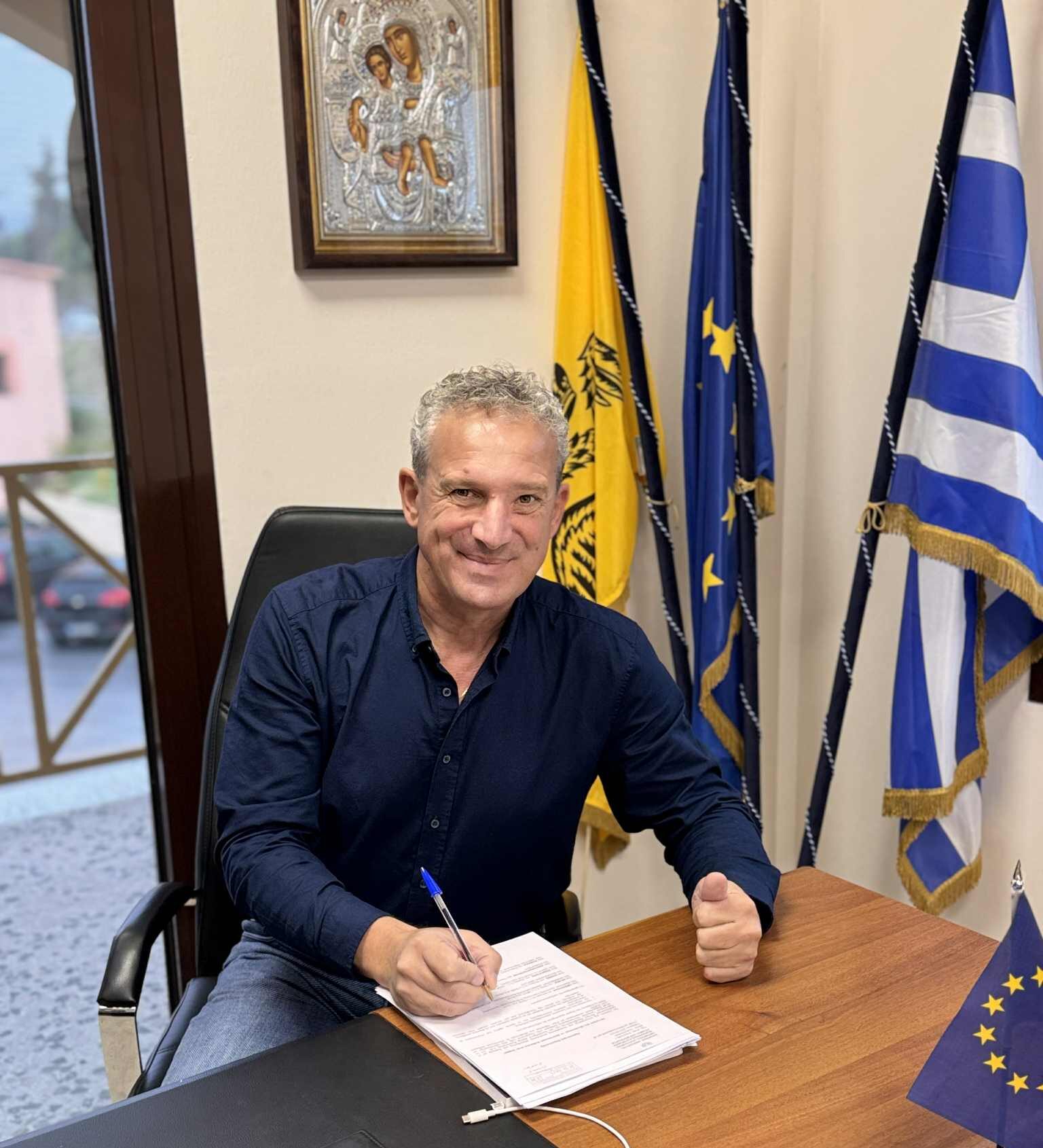 Υπογράφηκε η σύμβαση Αναβάθμισης όλων των σχολείων του Δήμου Παρανεστίου Υπογράφηκε η σύμβαση Αναβάθμισης όλων των σχολείων του Δήμου Παρανεστίου