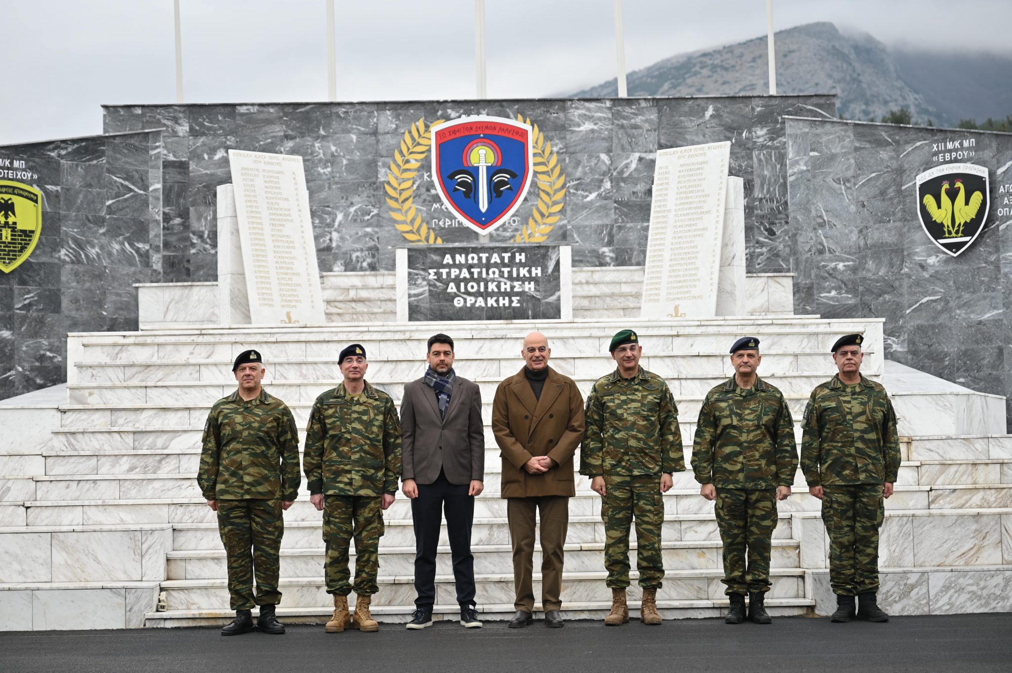 Επίσκεψη Δένδια και Δαβάκη σε Στρατιωτικές Μονάδες και Επιτηρητικά Φυλάκια της Θράκης ενόψει των γιορτών των Χριστουγέννων
