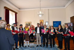 ΥΜΑΘ- Κων/νος Γκιουλέκας: «Η χαρμόσυνη είδηση της Θείας Γέννησης εκπέμπει μήνυμα Ελπίδας και θυμίζει σε όλους μας τις δικές μας ευθύνες για Αλληλεγγύη και Ανάπτυξη» (φωτος)