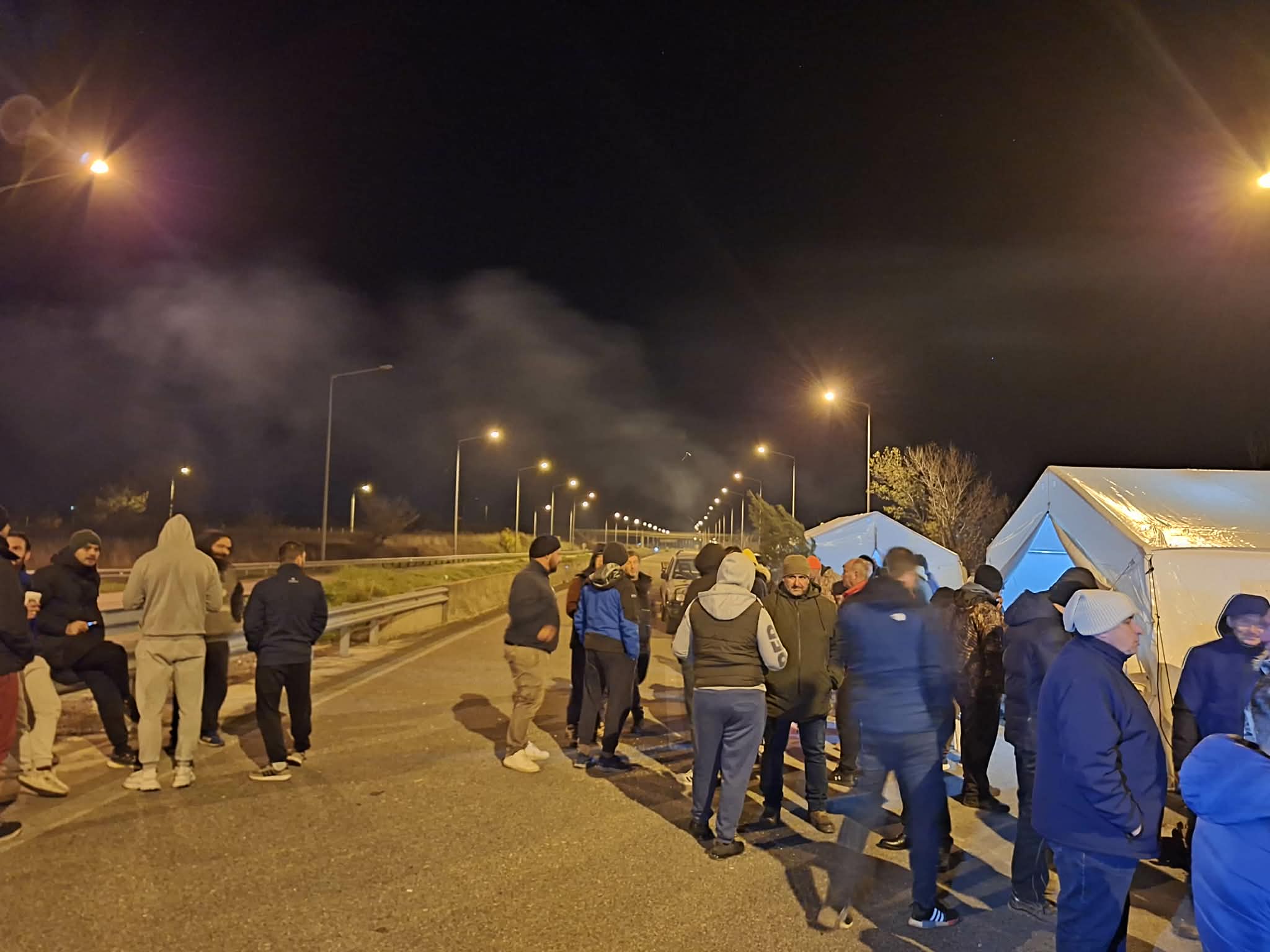 Συνεχίζονται οι αγροτικές κινητοποίησεις- Οι αγρότες της Ροδόπης συντάσσονται με την πλειοψηφία των μπλόκων (videos)