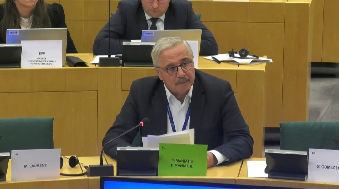 Γ. Μανιάτης για πρόγραμμα AntiNero: «Στην Ευρωπαϊκή Επιτροπή οι καταγγελίες για αδιαφάνεια στα 400 εκατ. € προστασίας των δασών» Γ. Μανιάτης για πρόγραμμα AntiNero: «Στην Ευρωπαϊκή Επιτροπή οι καταγγελίες για αδιαφάνεια στα 400 εκατ. € προστασίας των δασών»