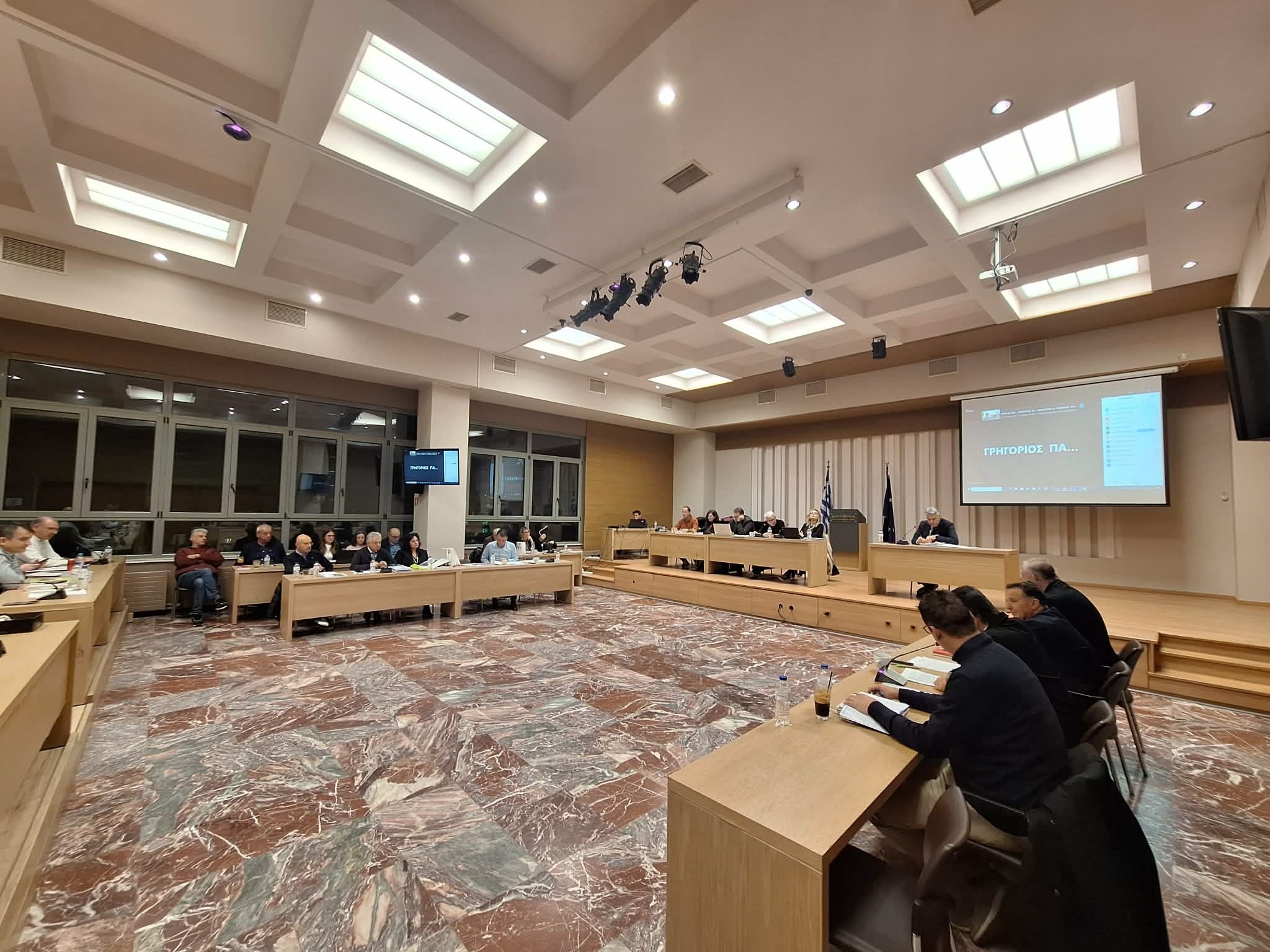 Ομόφωνη απόφαση του Περιφερειακού Συμβουλίου για οικονομική στήριξη ιατρών στα Νοσοκομεία Δράμας, Ξάνθης, Κομοτηνής και Διδυμοτείχου, μετά από πρόταση της Διοίκησης της Περιφέρειας ΑΜΘ