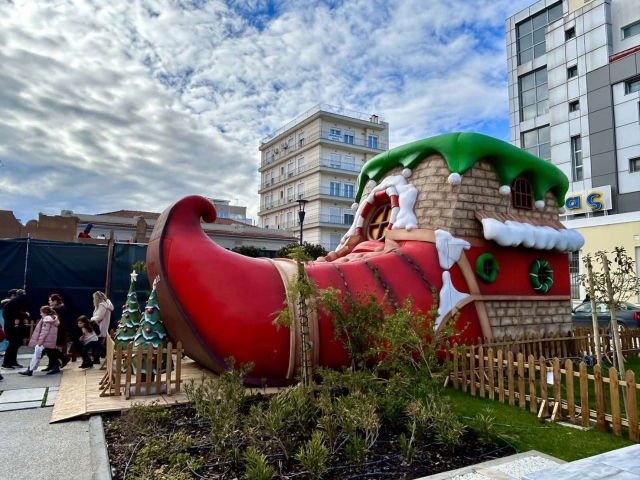 Κομοτηνή: Θεματικό Πάρκο με τίτλο “Το Εργαστήρι του Άγιου Βασίλη” θα στηθεί στην κεντρική πλατεία της πόλης Κομοτηνή: Θεματικό Πάρκο με τίτλο “Το Εργαστήρι του Άγιου Βασίλη” θα στηθεί στην κεντρική πλατεία της πόλης