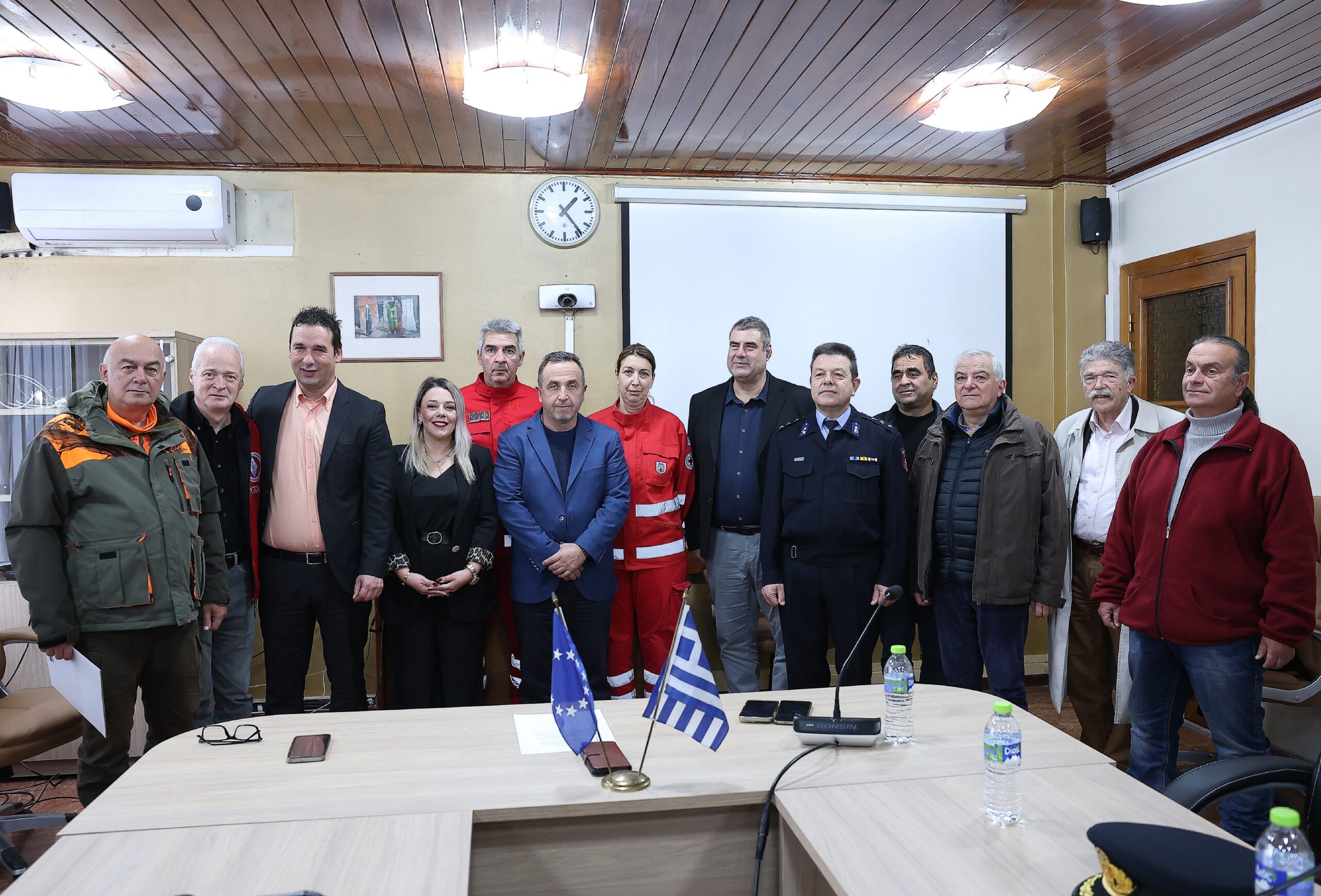 Απονομή Εύφημων Μνειών σε Εθελοντικές Οργανώσεις Πολιτικής Προστασίας στην Π. Ε. Δράμας (φωτος) Απονομή Εύφημων Μνειών σε Εθελοντικές Οργανώσεις Πολιτικής Προστασίας στην Π. Ε. Δράμας (φωτος)