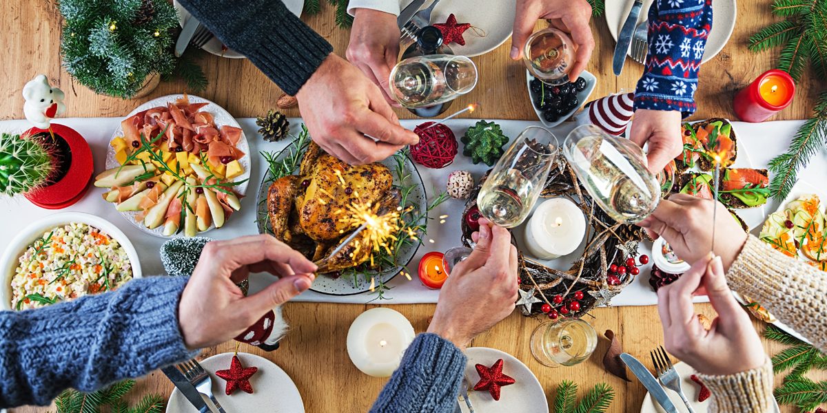 5 tips για  να μην πάρετε βάρος στις γιορτές